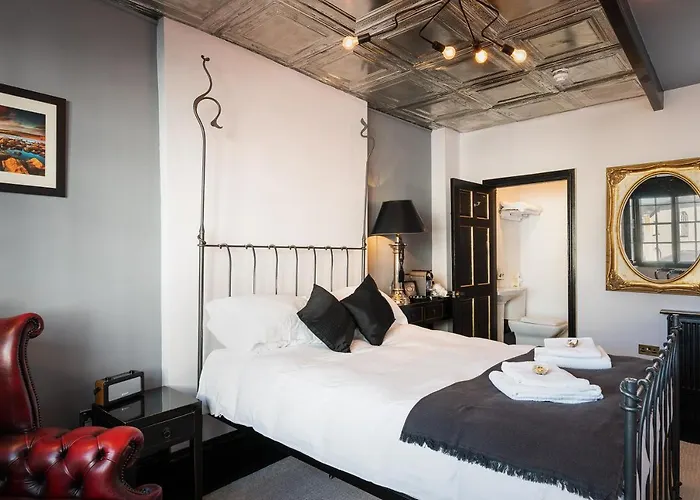 Lyme 1 Hotel